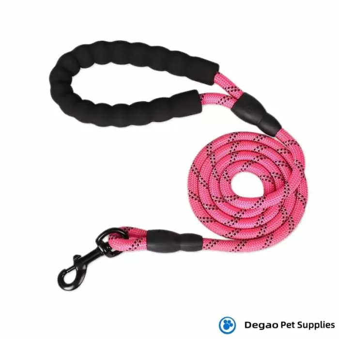 Item No.: DGG220113P Item Name: Pink Reflection Pet Leash Material: Nylon Metal Buckle Item Size: Ø12*1500mm Remark: 1) Ø8mm: Suitable for pets under 25kg 2) Ø10mm: Suitable for pets under 50kg 3) Ø12mm: Suitable for pets under 120kg 4) Length Customization accept.