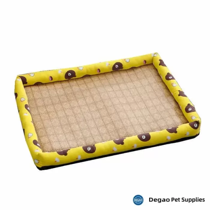 Item No.: DGM2263A1 Item Name: Yellow Bear Pet Mat Material: Rattan, Linen, Oxford, PP Cotton Item Size: Medium ---540mm*440mm Remark: 1) Small : 430*320mm   4 pounds     Medium: 540*440mm   10 pounds     Large: 660*510mm   20 pounds     X-Large: 830*610   40 pounds 2) Customization accept.