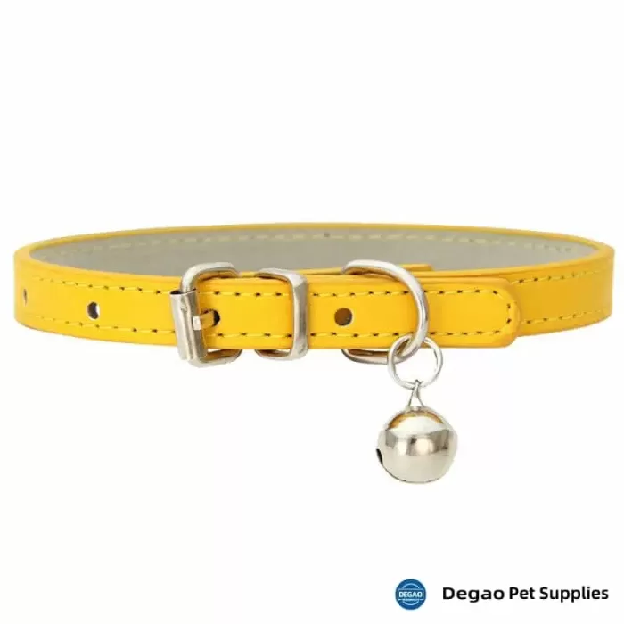 Item No.: DGP226G312 Item Name: Gold Leather Pet Collar Material: PU Leather, Metal Buckle Item Size: 15*300mm Remark: 1) Customization accept.