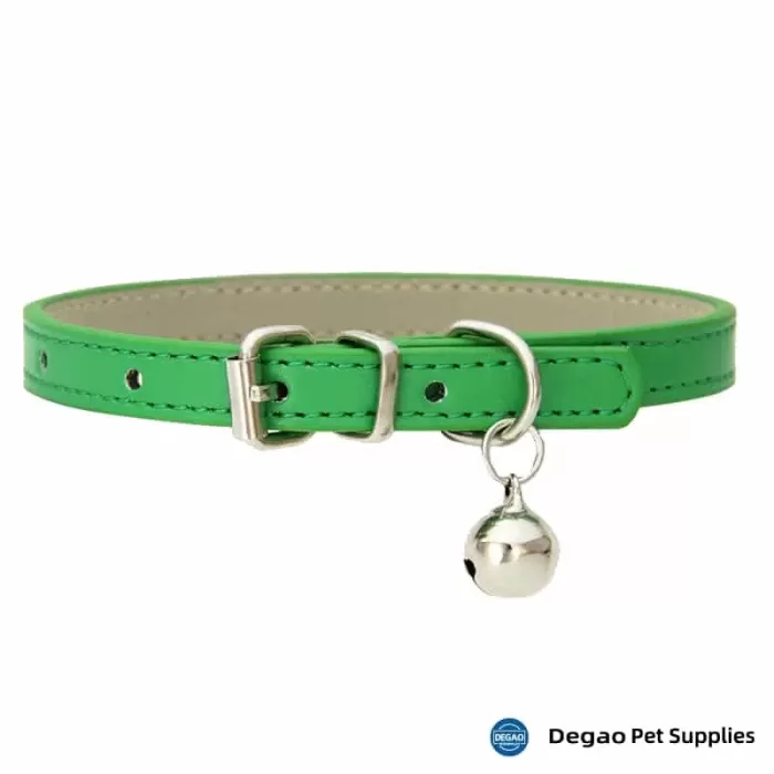 Item No.: DGP226G320 Item Name: Green Leather Pet Collar Material: PU Leather, Metal Buckle Item Size: 15*300mm Remark: 1) Customization accept.