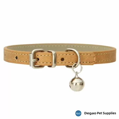 Item No.: DGP226G325 Item Name: Beige Leather Pet Collar Material: PU Leather, Metal Buckle Item Size: 15*300mm Remark: 1) Customization accept.