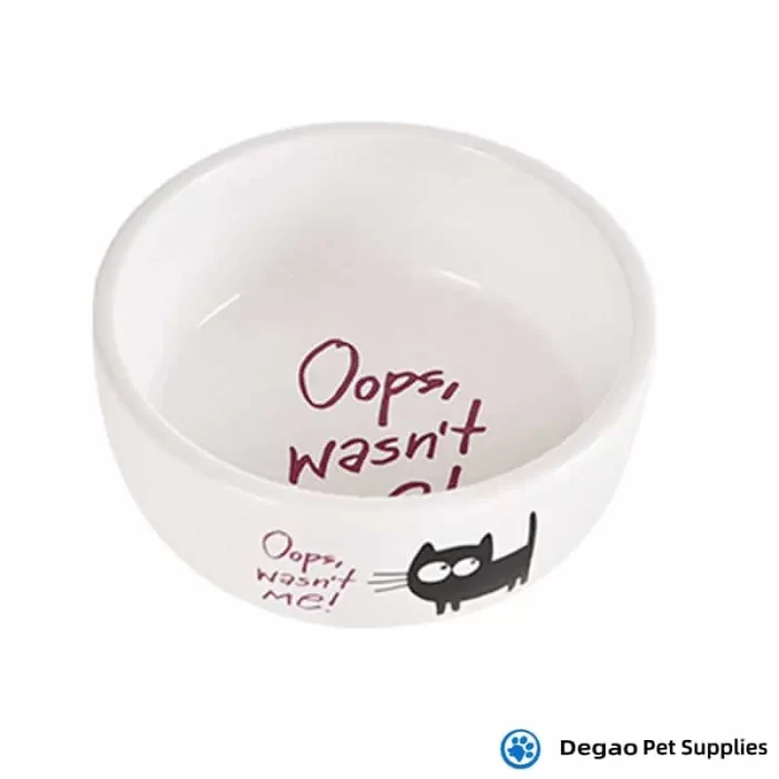 Item No.: DGP231A112 Item Name:  Red Alphabet Ceramic Bowl Material: Ceramic Item Size: 120*120*47mm Remark: 1)Customization accept.